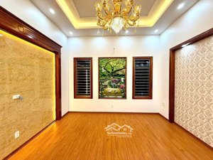 cần bán nhà 4 tầng hướng đông đường nguyễn mậu tài, phường tân hưng, tp hải dương