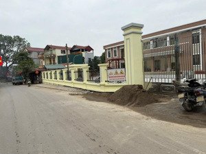 em chính chủ bán 650m2 sẵn sổ tường lô