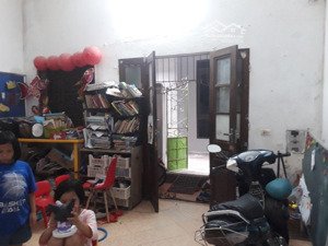 hoàng cầu - nhà cũ ngõ ô tô tránh khu hoàng cầu 57m2 mt 5m giá 2x, x tỷ