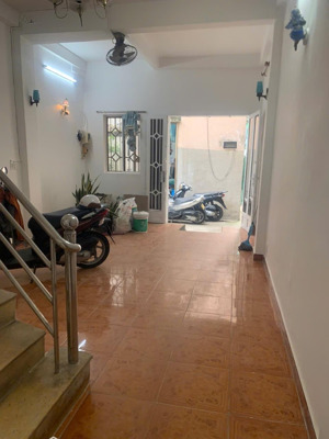 cho thuê nhà ở kết hợp kd 3 tầng 5pn đường điện biên phủ giá 17tr