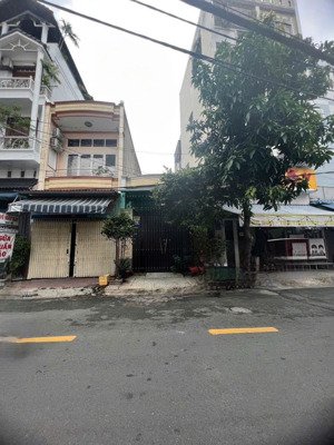 đường 12m thông đường tô hiệu, phường hiệp tân dt 4,3mx24m giá 8,9 tỷ