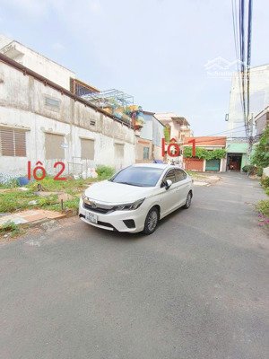 hàng hiếm 2 lô đất đường dân chủ - p. bình thọ - dt 66m2 vs 69m2 - sổ hồng riêng - khu dc hiện hữu