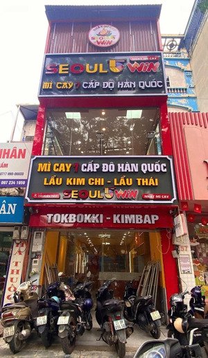 cho thuê nhà mặt phố hàng bồ - hoàn kiếm, dt 90m2, mặt tiền 4.5m, giá 80tr, thông sàn, đi riêng
