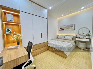 bán cc sky garden i, 5,49 tỷ, 71m2, 2pn, 1wc, giá ưu đãi bao đẹp, q7, hcm