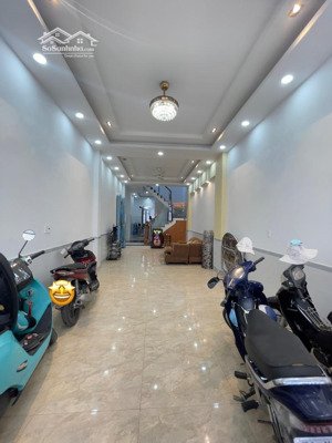 nhà mới đẹp hẻm nhựa 7m khu tô hiệu 4x18m giá 7.9 tỷ full nội thất