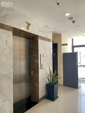 Cho thuê văn phòng 82m2 Lầu 7, tòa nhà Trường Sơn Land - LH 0906388825