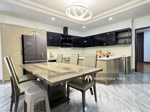 cho thuê biệt thự 75tr/th 5pn full nt luxury mới 100%, q. 2 - 580m2 sàn, vào ở ngay lh 
