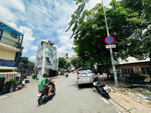 bán đất tặng nhà đường phan văn hân giáp q1 quy hoạch tương lai thành mặt tiền 40m2 chỉ 6,2 tỉ tl