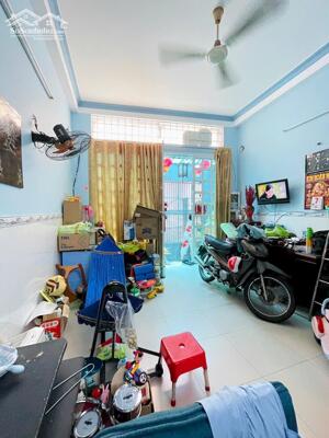 Vip P1 Tân Bình, liền kề Lê Văn Sỹ, 3 Tầng, 75m2 DTsd, gần hẻm xe hơi, 4.15 Tỷ