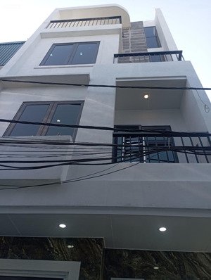chính chủ cần tiền gửi bán gấp căn nhà 4 tầng mới tinh tại cổ loa đông anh hà nội