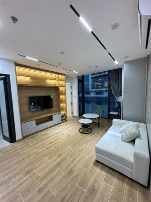 căn hộ 1 ngủ 1 khách vip giá 11tr tại 376 bưởi, ba đình 38m2, giặt sấy riêng, nội thất sang sịn