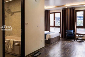 bán biệt thự phố giang văn minh, 3 tầng, 122m2, gần phố, 25,8 tỷ - lh 