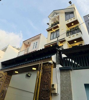 chủ cần tiền bán gấp siêu phẩm biệt thự mini tuyệt đẹp