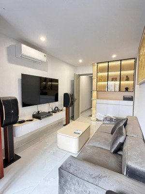 chỉ hơn 9 tỷ - nhà dòng tiền 450tr/năm - 48m2x6t - gần phố, ô tô - ngay đại học y - đống đa