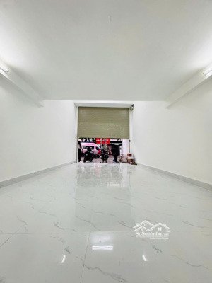 cho thuê vị trí đẹp - đinh tiên hoàng - trệt, lững, 2 lầu. giá: 60.000.000đ