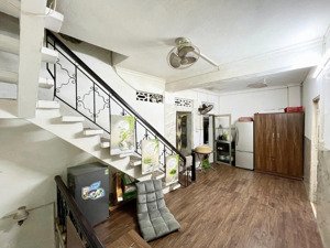 bán nhà mặt phố hoa lư quận 2 bà trưng 50m2-3t mt5m lô góc 3 thoáng 16,8 tỷ có thương lượng.