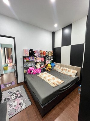 có 102 - bán nhà thịnh quang - ngõ thông - nông - 2 thoáng - 46m² x 5 tầng - 14.8 tỷ