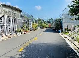 đất rộng 1000m² vị trí đẹp trên tăng thị hội