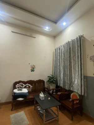 bán nhà riêng hẻm bê tông lớn 5m ,xe tải lớn vào được, cách đường 1a 20m, một / , shr chính chủ