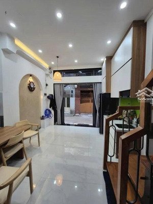 bán nhà hẻm nguyễn tri phương - 3 tầng - vị trí kinh doanh đỉnh - 5.1 tỷ