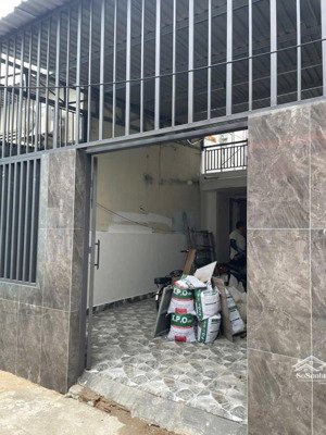 bán nhà 1 trệt 1 mê, dt 92,7m2, 2 mặt tiền đường