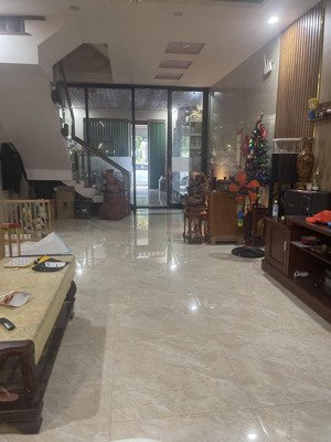 cho thuê nhà 3 tầng đường thái văn lung- hoà xuân, cẩm lệ, đà nẵng