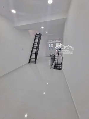 bán nhà hẻm trần hưng đạo - 3 tầng mới - gần phố tây - 6 tỷ