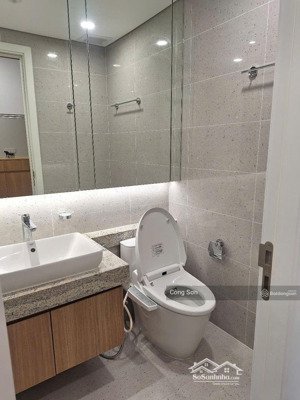 cho thuê cc 2pn, 2wc, 68m2, giá thỏa thuận tại láng, thịnh quang, đống đa, hà nội