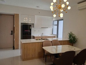 chính chủ cho thuê lại can 2pn bên palm heights , diện tích lớn nhà full nt như hình