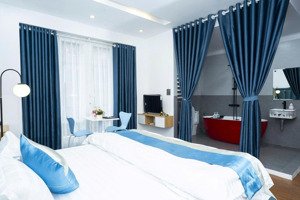 sang nhượng nhà nghỉ đường nguyễn trãi, tx, hn, 90m2, 5 tầng, 9 p,thang máy, đủ pccc. lh 