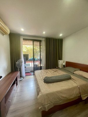 tập thể kim liên, đống đa, t3, 55m2 (30 m2 sổ), 2 ngủ, chỉ 4.x t/ỷ.