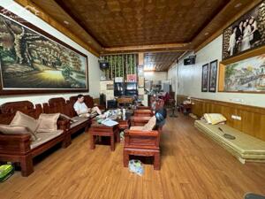 GIA ĐÌNH MUỐN BÁN CĂN NHÀ MẶT PHỐ TÂY TRÀ, 80M2 X 4 TẦNG, VỈA HÈ ĐÁ BÓNG, MẶT TIỀN 5,2M VUÔNG VẮN