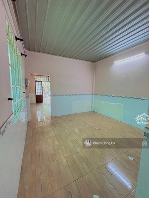 lô góc hẻm ô tô thông, nhà 100m2 thổ cư gần chợ 26 tân phong, giá 3 tỷ hơn.