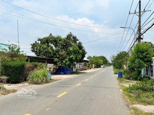 bán 10x60 có 300 thổ, sẵn cái kho, mặt tiền bến súc, an phú, củ chi buôn bán kinh doanh,