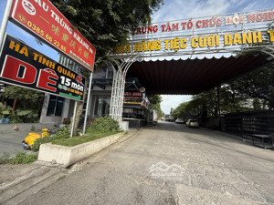 bán dãy trọ 20 phòng, dt gần 600m2 ngay cổng kcn nhơn trạch đồng nai. giá chỉ: 11tỷ (tl chính chủ)