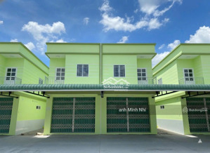 chú bảy bán lô đất +7 phòng trọ và 1 kiot giá 1ty550 /250m2 sổ sẳn