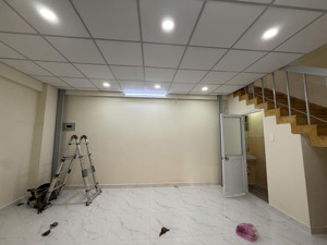 cho thuê nhà nguyên căn tầng trệt kinh doanh 80m2 - q. bình thạnh