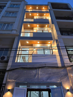 nhà cửu long, ngay sân bay; 4,5m x 18m; 5 tầng, thang máy; hd thuê 55tr/th; giá rẻ 19,5 tỷ