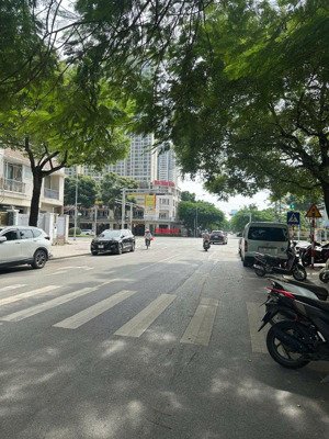 bán nhà kđt dương nội, hà đông. dt 83m, 5t, vỉa hè rộng, kinh doanh, đường 3 ô tô tránh, 19,5 tỷ.