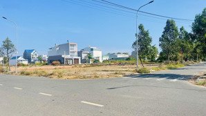 lô ngang 6,86m, giá 15 tr/m2 mặt tiền đường 15m vòng xoay 2 con rồng, long điền, tphcm