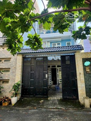 bán nhà đẹp cc hẻm 493 lê đức thọ, p16, gò vấp. gần nhà vh 1/6. 5.6x20.2m, 3tầng, hxh 8m, giá 12tỷ