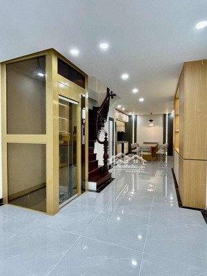 nhà ngõ thông 55m2, 3pn, đình thôn - trần văn lai gần chỗ đậu xegiá siêu hời