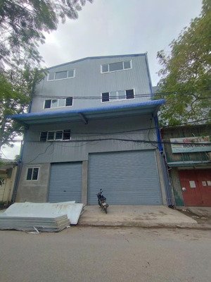 cho thuê kho xưởng nguyễn xiển - kcn triều khúc 1200m2, xuất vat, điện 3fa, xe công, pccc, 120k/m