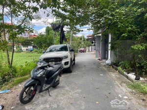 bán nhà yên viên gia lâm_42m2 mt4m_3.x tỷ_sẵn 1t ở/cho thuê_20m ra oto tránh_gần đường lớn đang mở