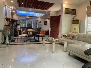 bán biệt thự 4 tầng tại long biên, 57,6 tỷ, 179 m2 giá tốt chỉ với