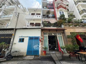 bán nhà 2 lầu có 9 phòng 1/ lê văn quới 4x17m giá 6.8 tỷ tl gần ngã tư 4 xã hẻm 7m