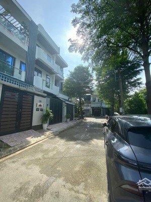 bán gấp lô đất 50m2 giá 2 tỷ 850 tại kdc vạn xuân - quận 9, sổ riêng, đường nhựa đẹp trí đẹp