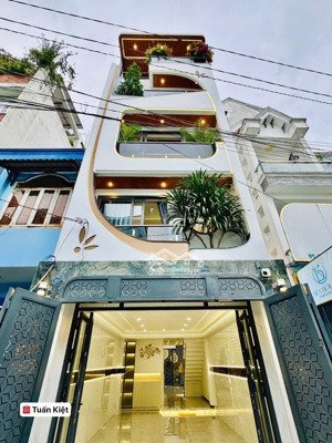 bán nhà đang cho thuê 20 triệu/tháng đường trãi nhựa 6m an bình-q5 gần chợ hoà bình,giá 3tỷ585/75m2