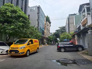 bán nhà mới 4 tầng - 50m2 - -bình thạnh - hẻm 6m - gần phan văn trị - 9.x tỷ tl