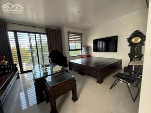 BÁN NHÀ Biệt thự Lê Quang Đạo kéo dài - Mặt phố - Đi bộ 50 m ra hồ điều hòa - Vị trí không có nhà bán